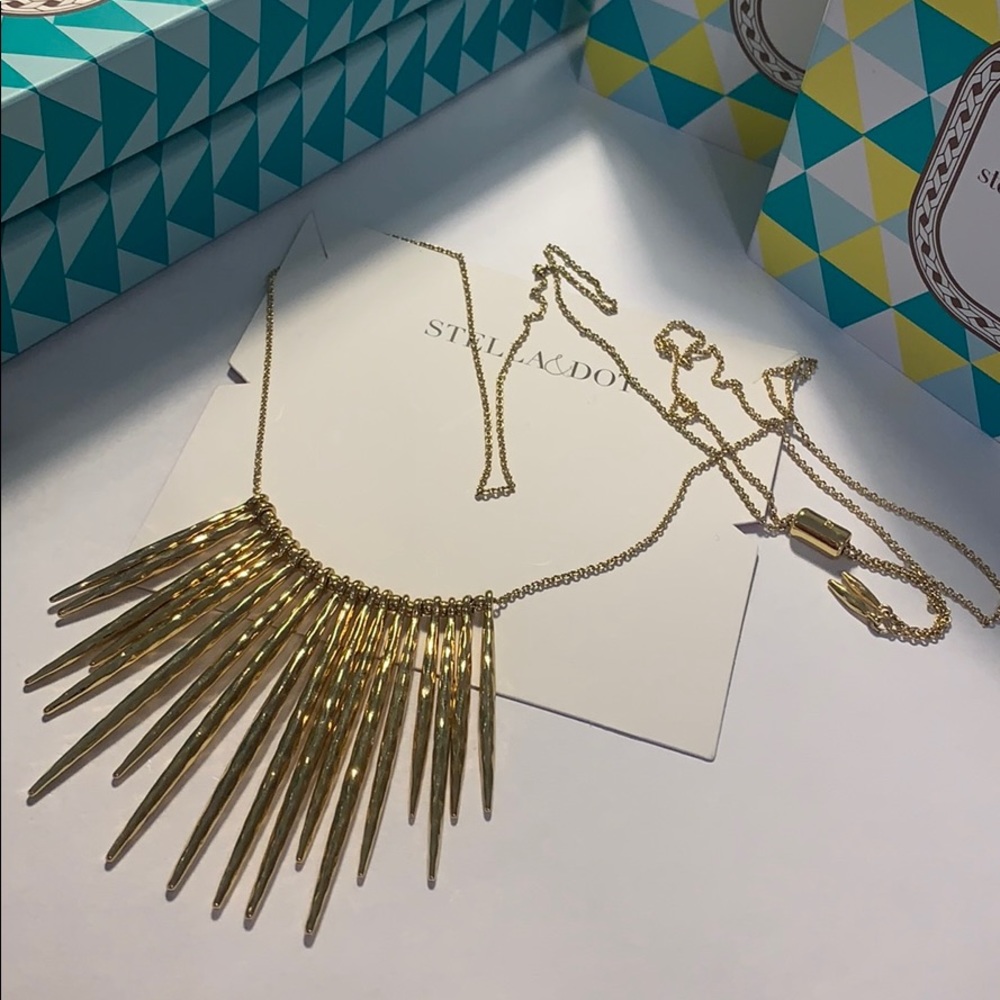 Stella & Dot necklace